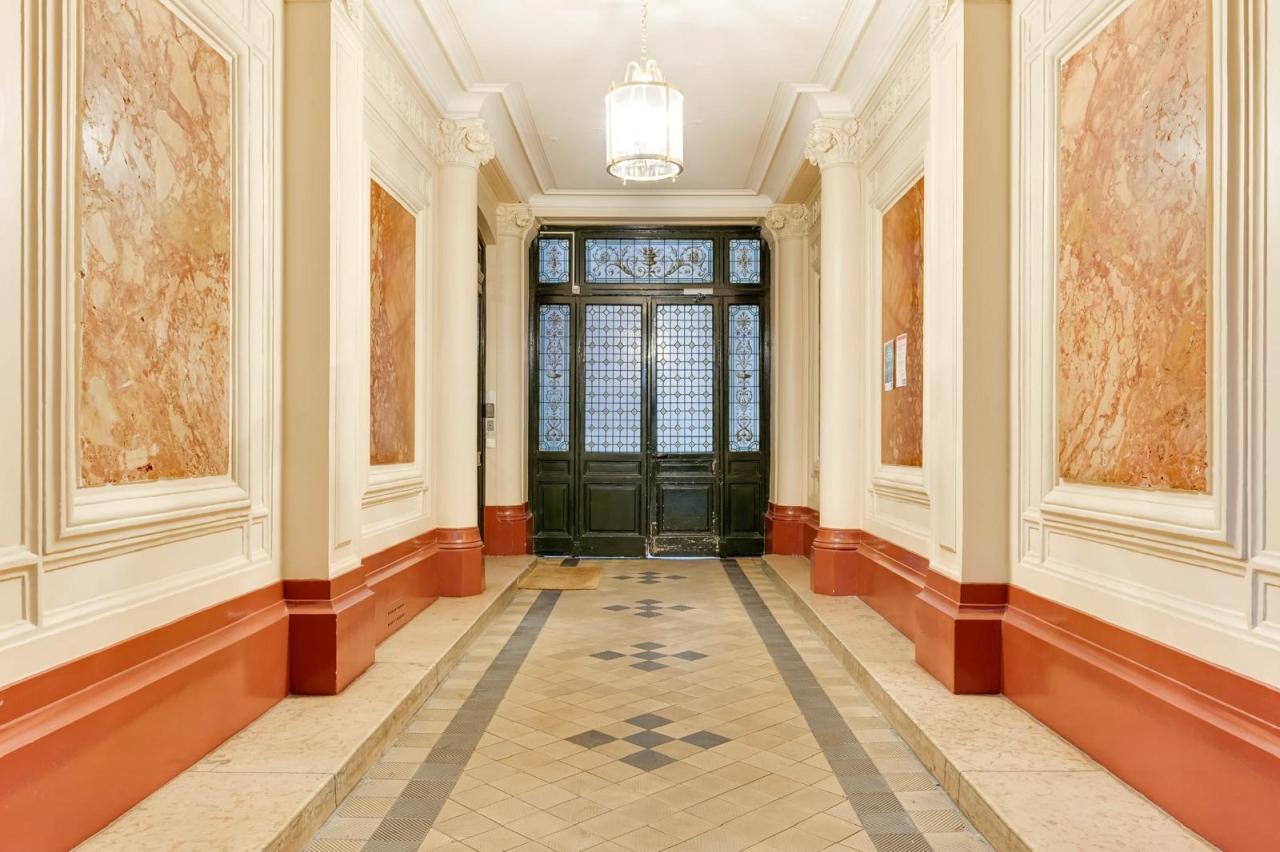 Bureau Paris 180m² Location bureau Paris OLBUR2312275 2